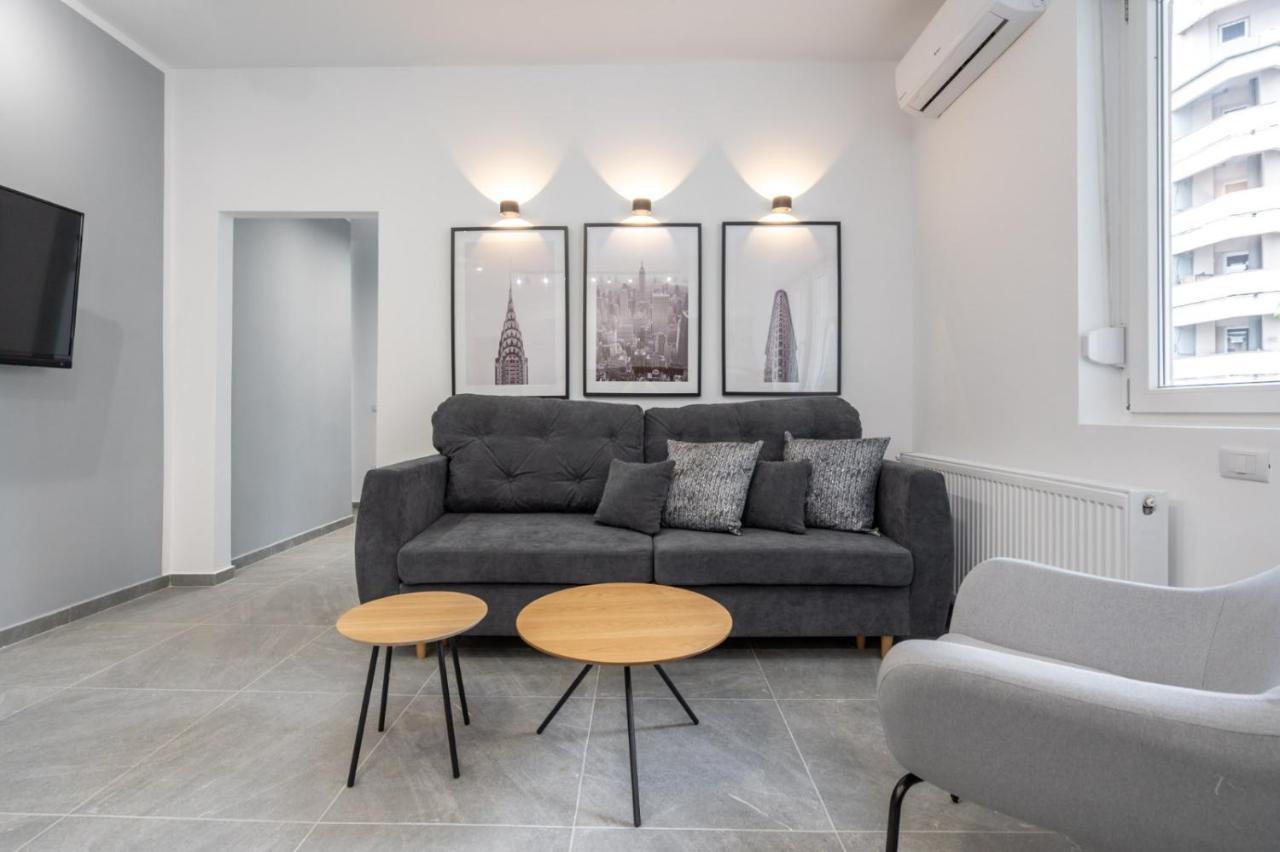 Relax Apartament in Piata Universitatii Bucureşti Exterior foto