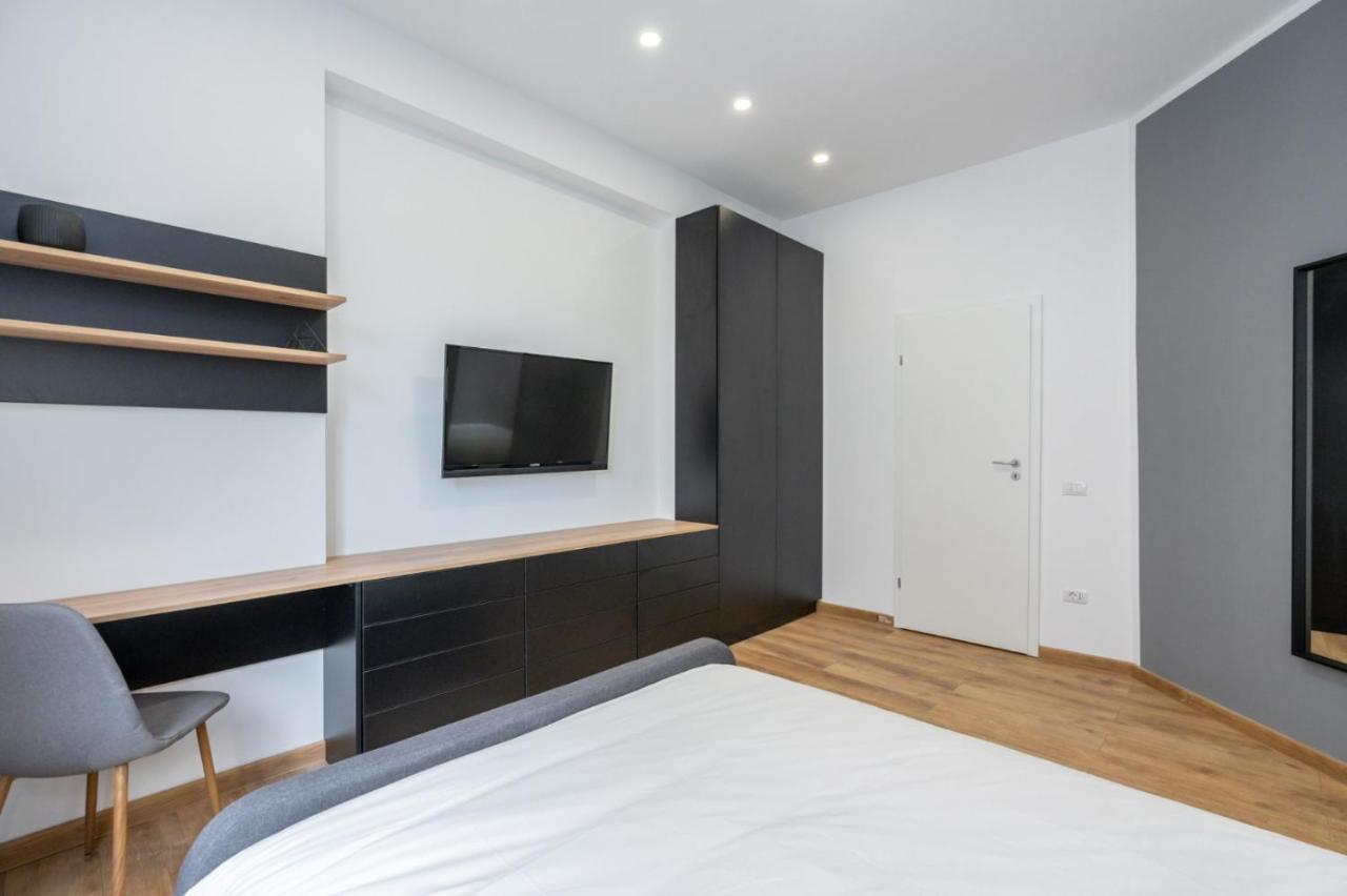 Relax Apartament in Piata Universitatii Bucureşti Exterior foto